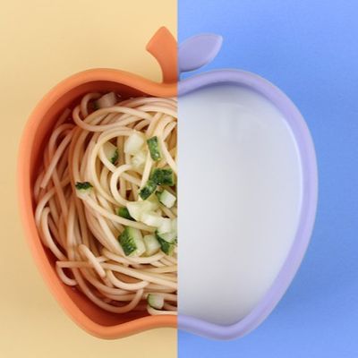 식품 등급 실리콘 아기 흡입컵 먹이 그릇 사과 모양 실리콘 흡입컵 식탁용품 안전하고 냄새가 나지 않습니다